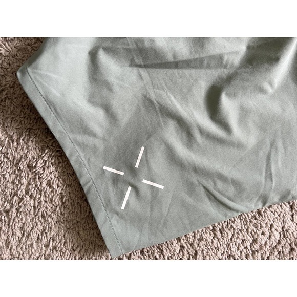 Ten Thousand Foundation Short 7" L - Picture 4 of 4